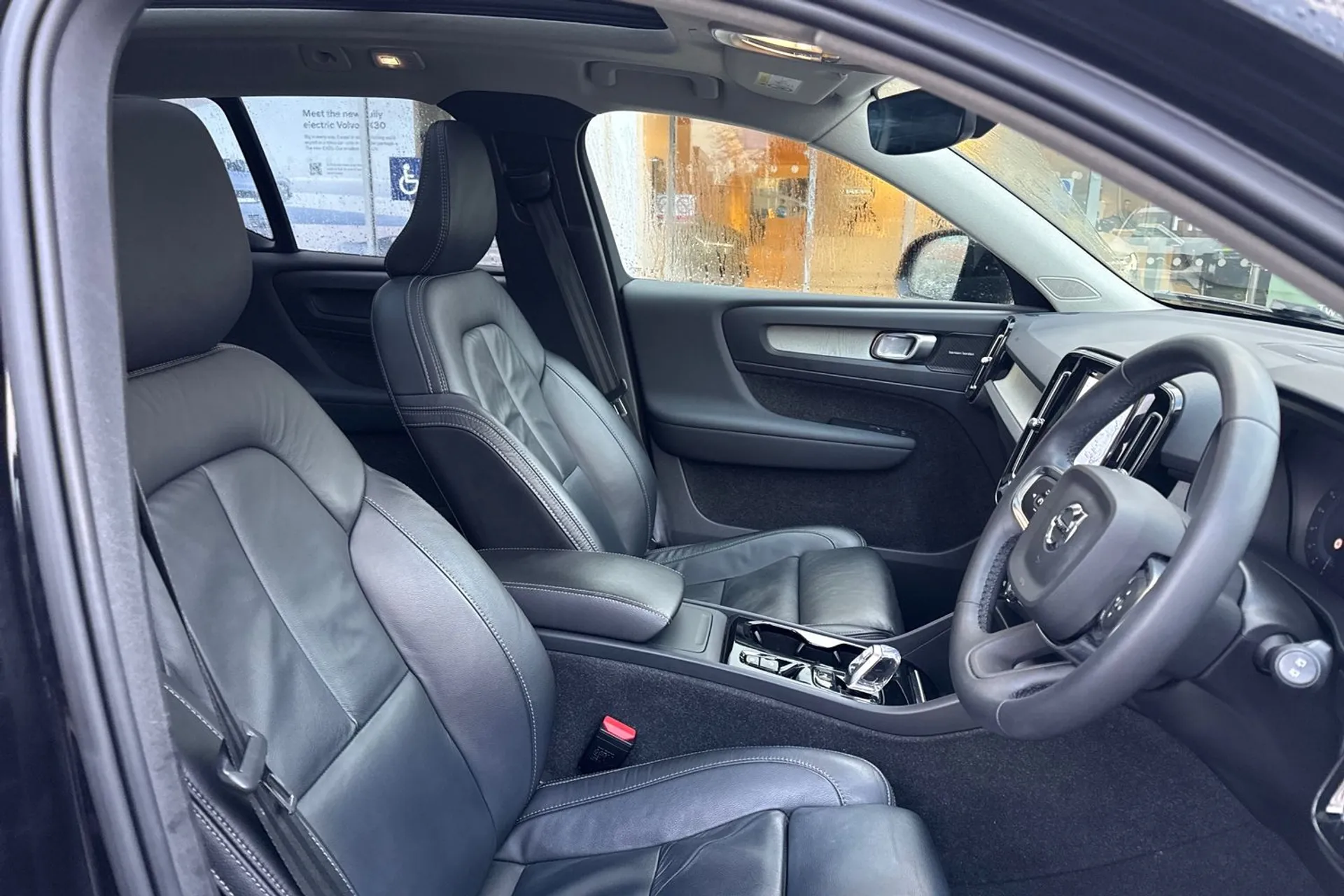 Volvo XC40 thumbnail image number 26