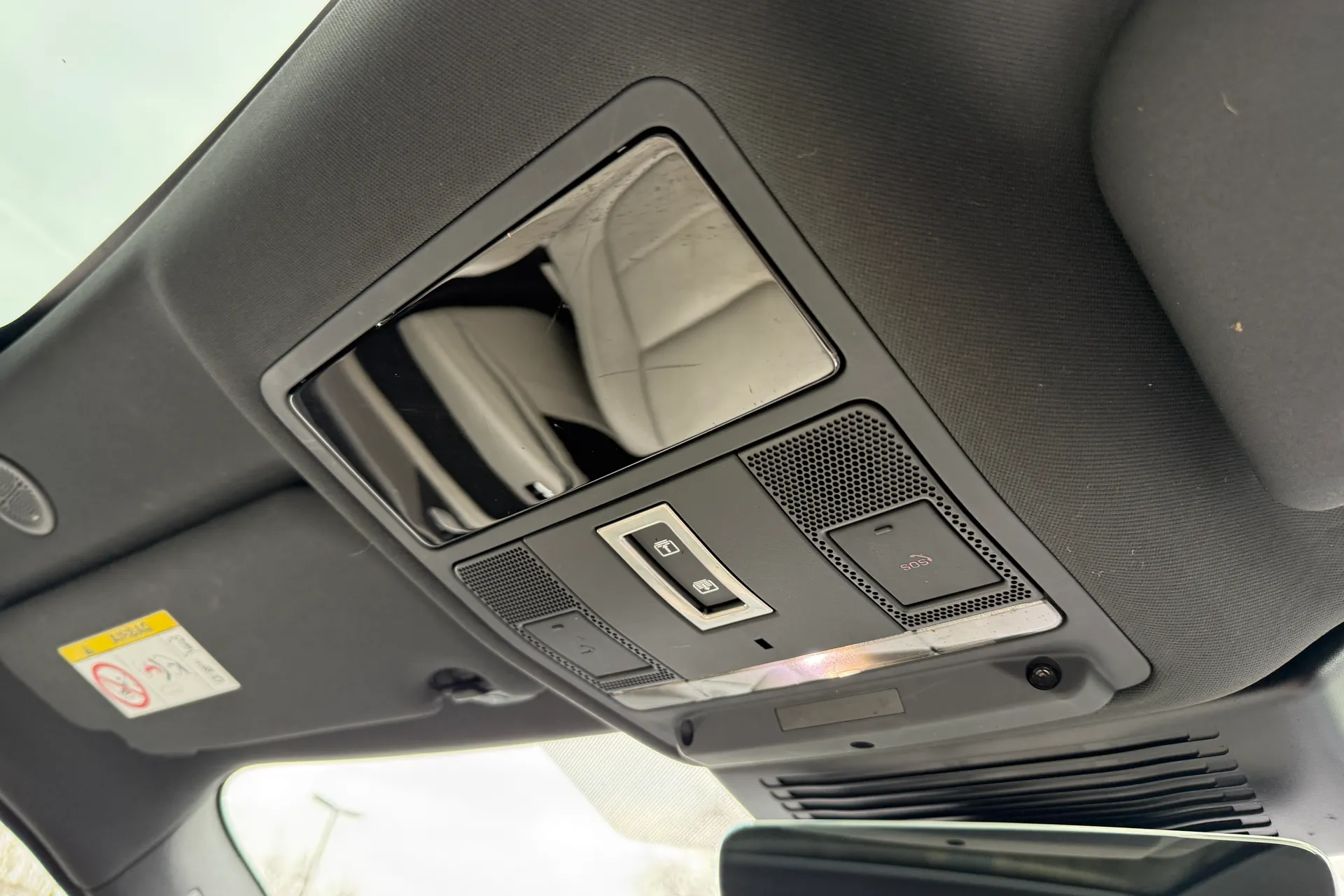 Jaguar F-PACE thumbnail image number 50