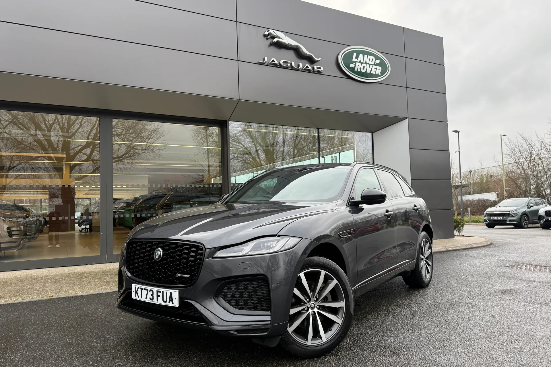 Jaguar F-PACE focused image
