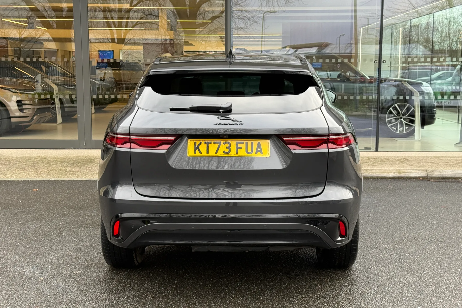 Jaguar F-PACE thumbnail image number 8