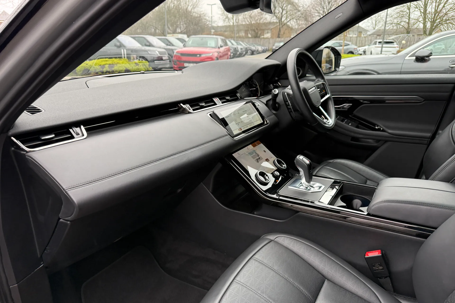 LAND ROVER RANGE ROVER EVOQUE thumbnail image number 47