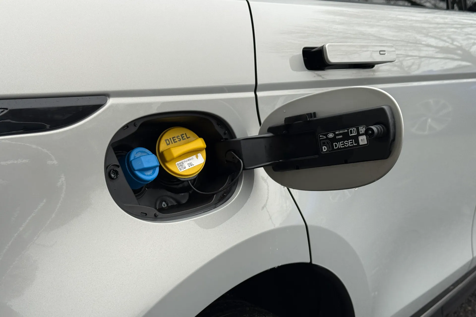 LAND ROVER RANGE ROVER EVOQUE thumbnail image number 38