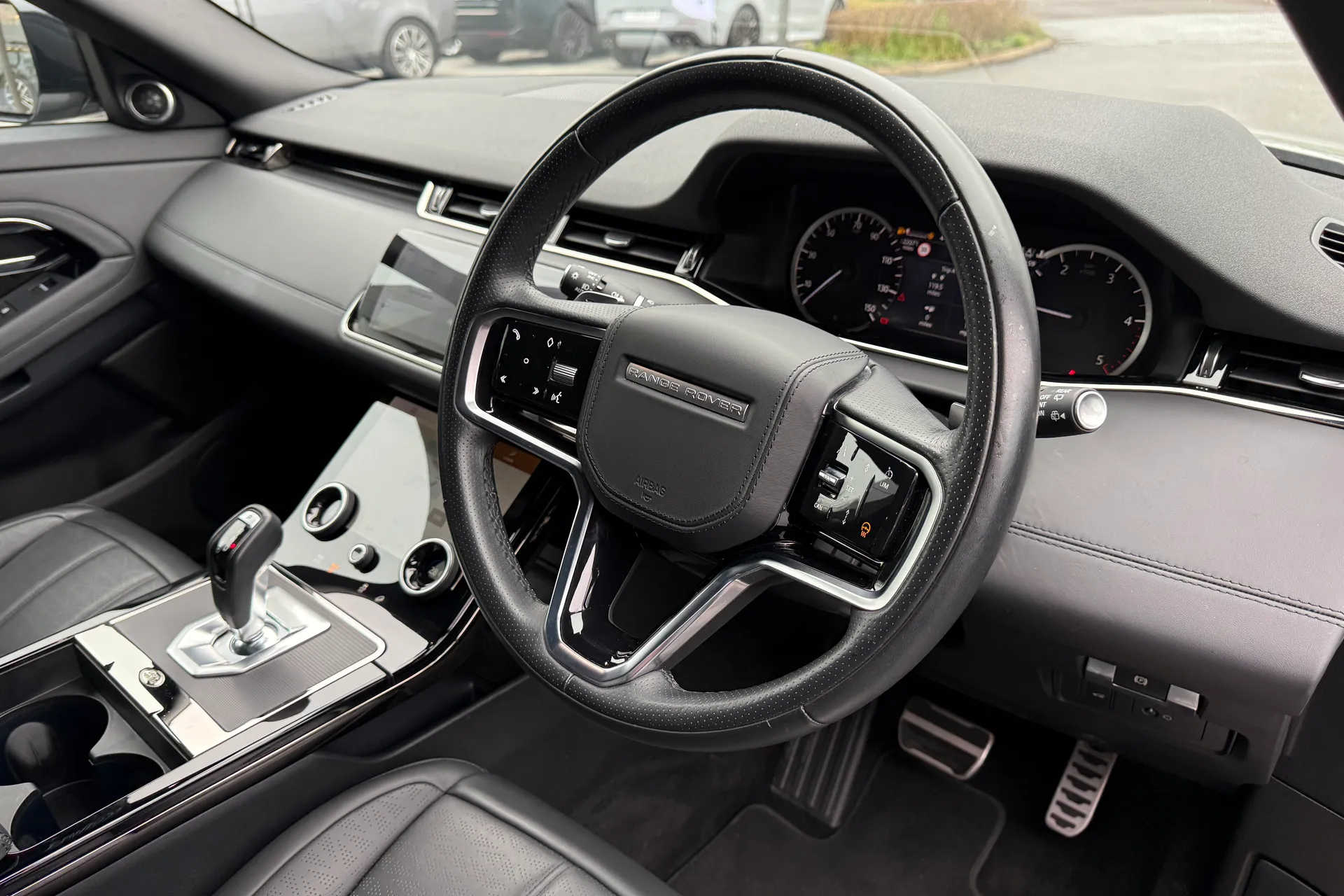 LAND ROVER RANGE ROVER EVOQUE thumbnail image number 31