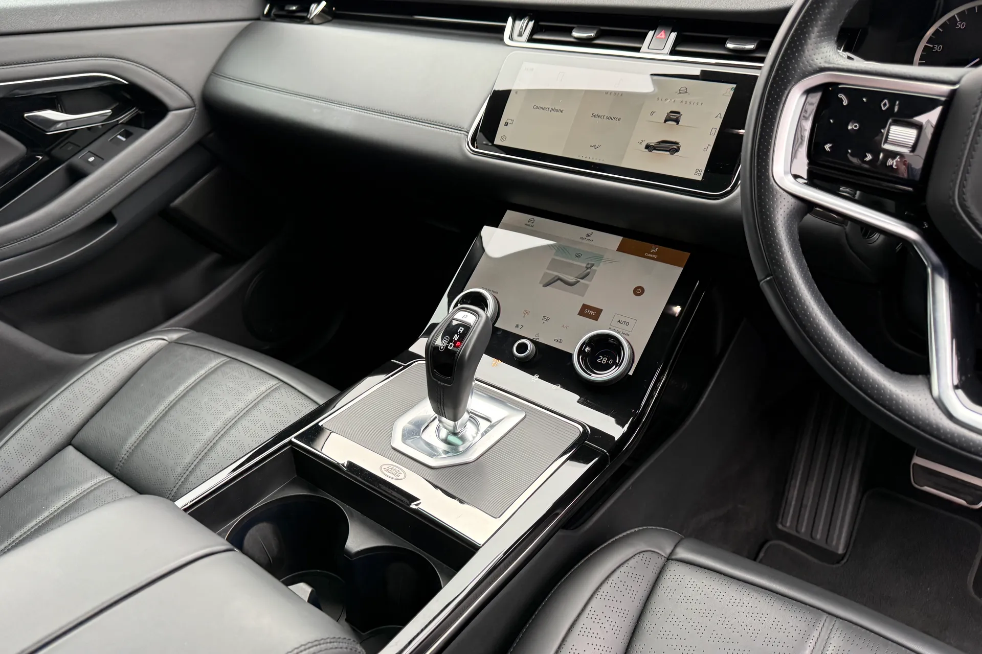 LAND ROVER RANGE ROVER EVOQUE thumbnail image number 18