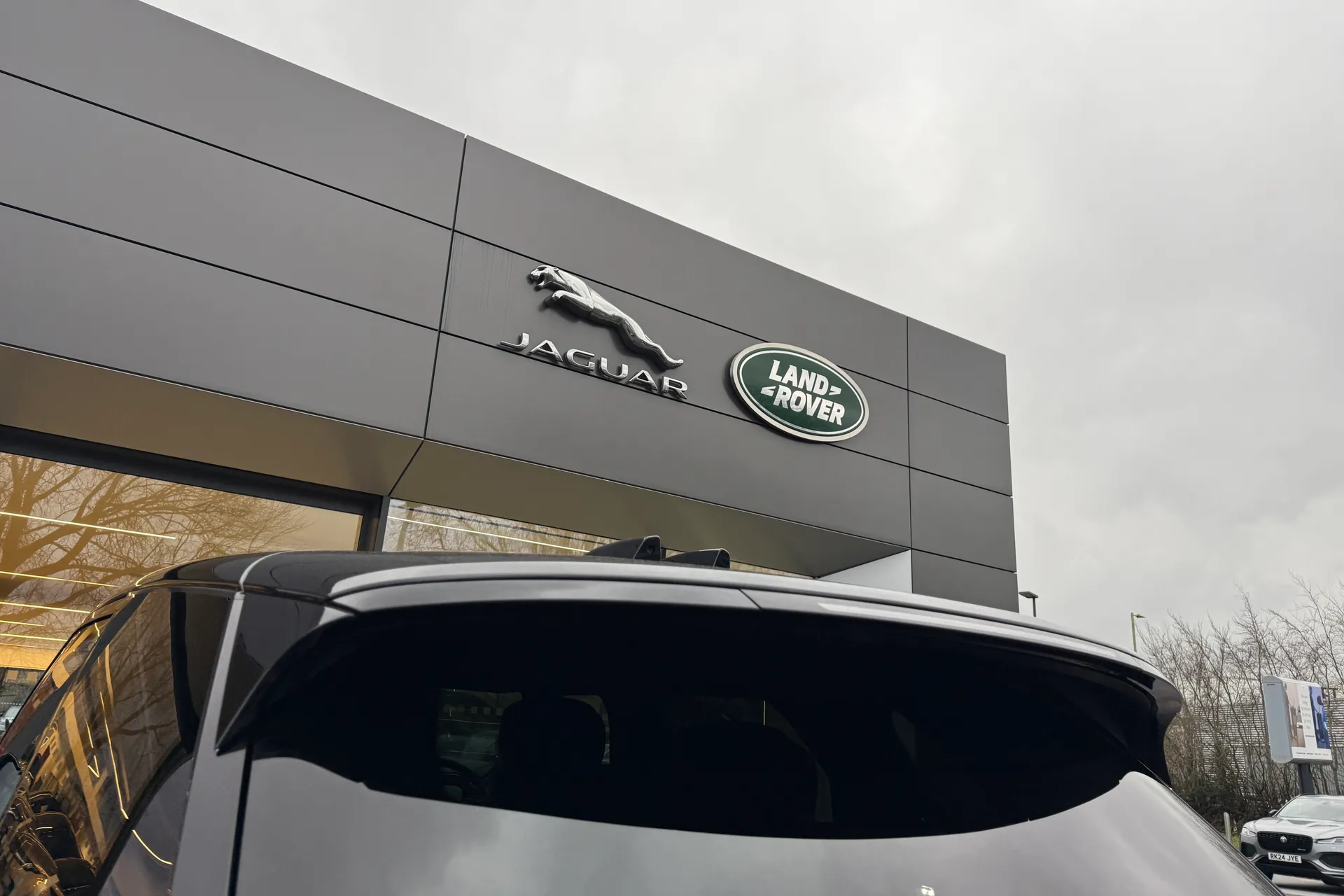 LAND ROVER RANGE ROVER SPORT thumbnail image number 36