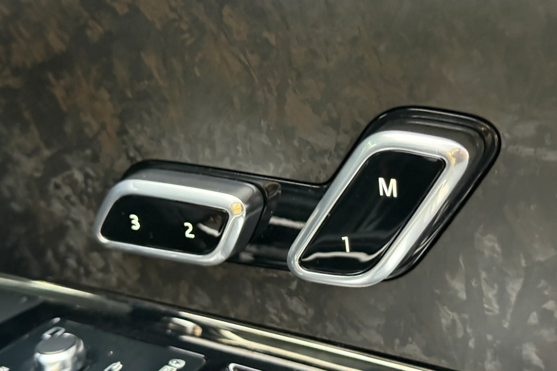 LAND ROVER RANGE ROVER SPORT thumbnail image number 56