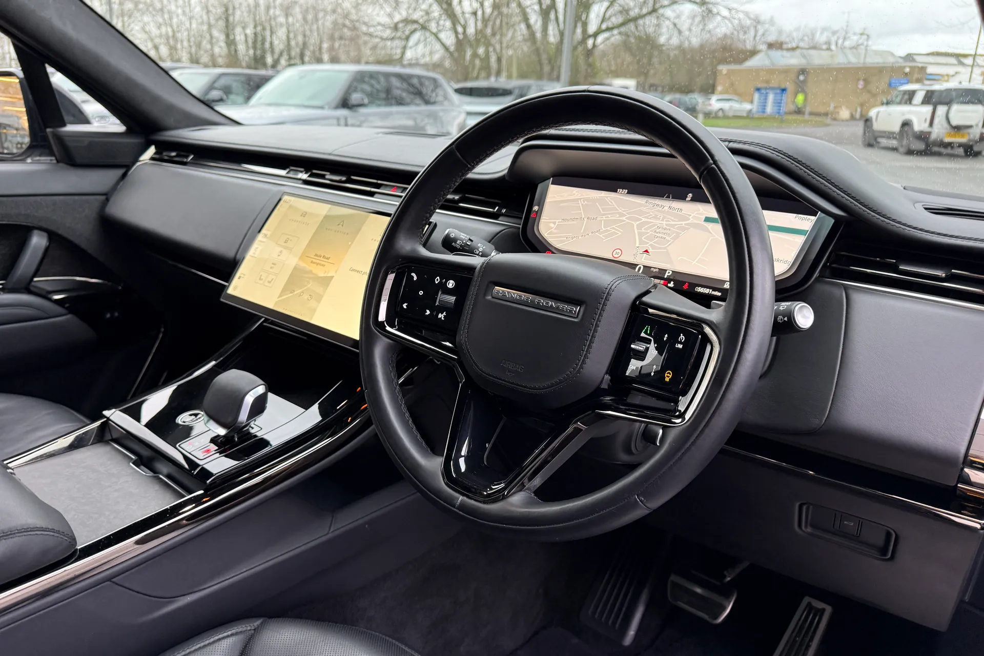 LAND ROVER RANGE ROVER SPORT thumbnail image number 35