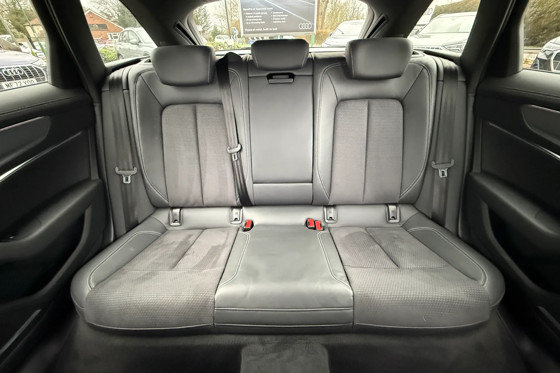 Audi A6 thumbnail image number 42