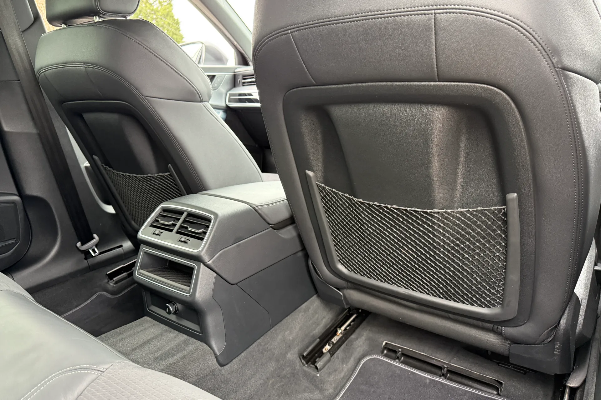 Audi A6 thumbnail image number 52