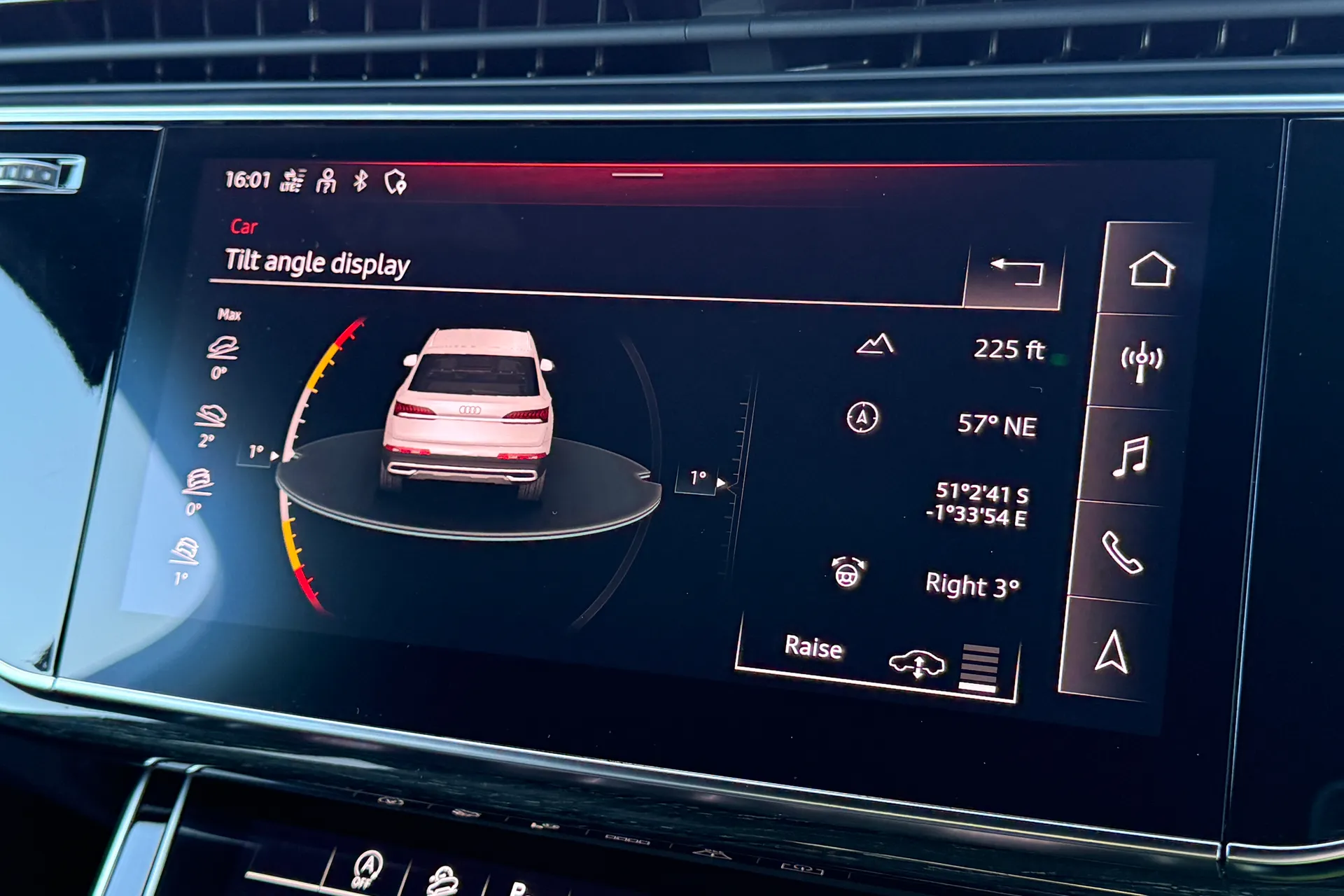 Audi Q7 thumbnail image number 16