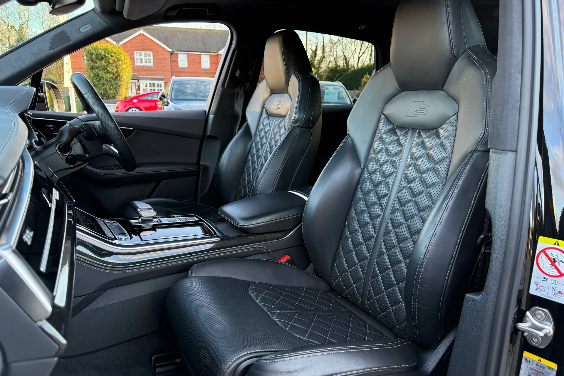 Audi Q7 thumbnail image number 34