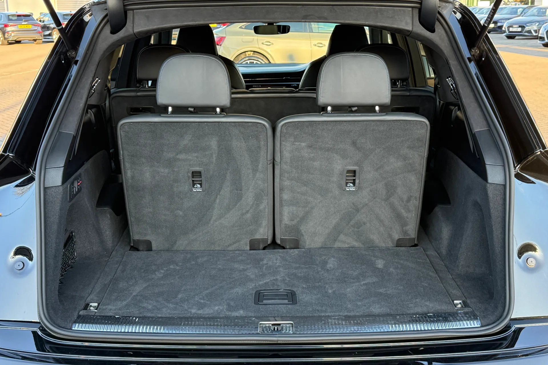 Audi Q7 thumbnail image number 46