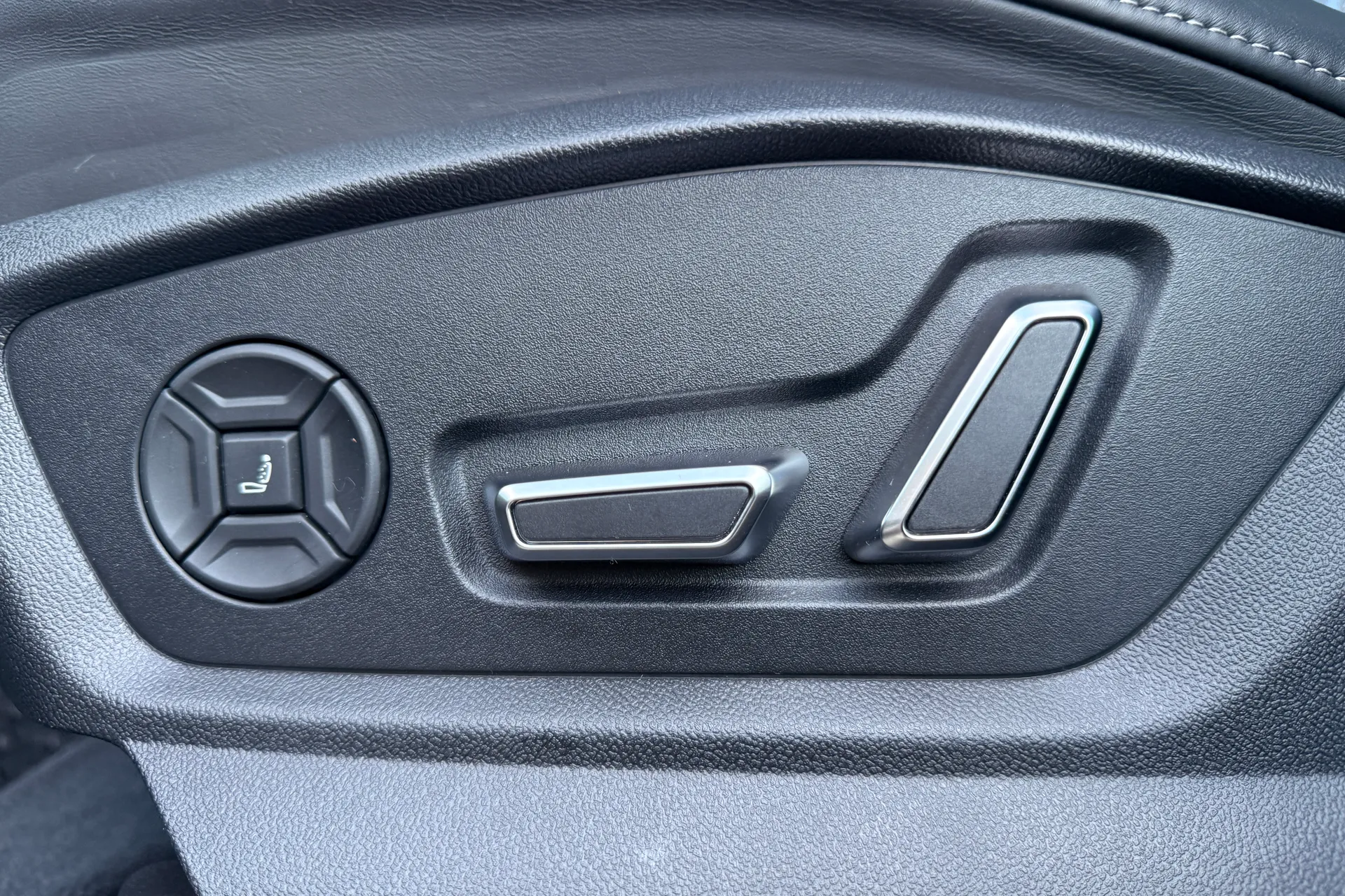 Audi Q7 thumbnail image number 23