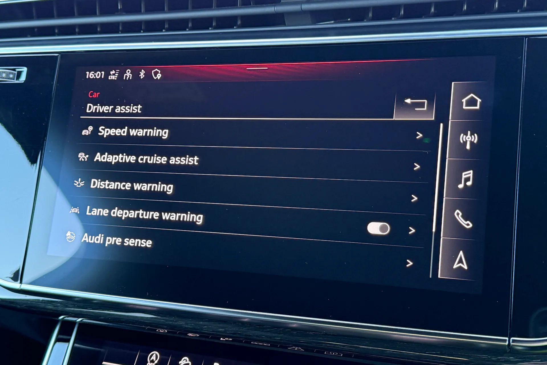 Audi Q7 thumbnail image number 14