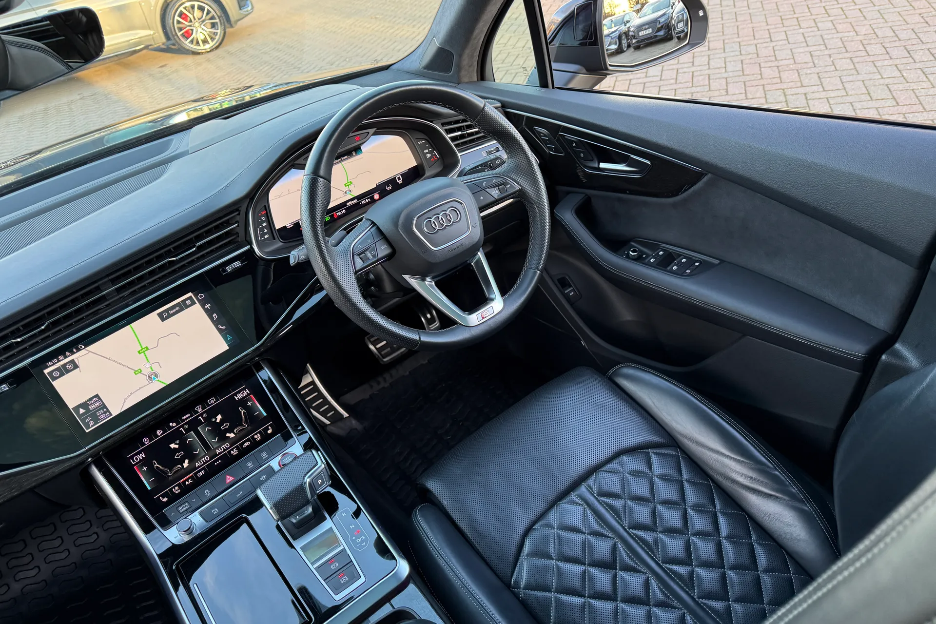 Audi Q7 thumbnail image number 52