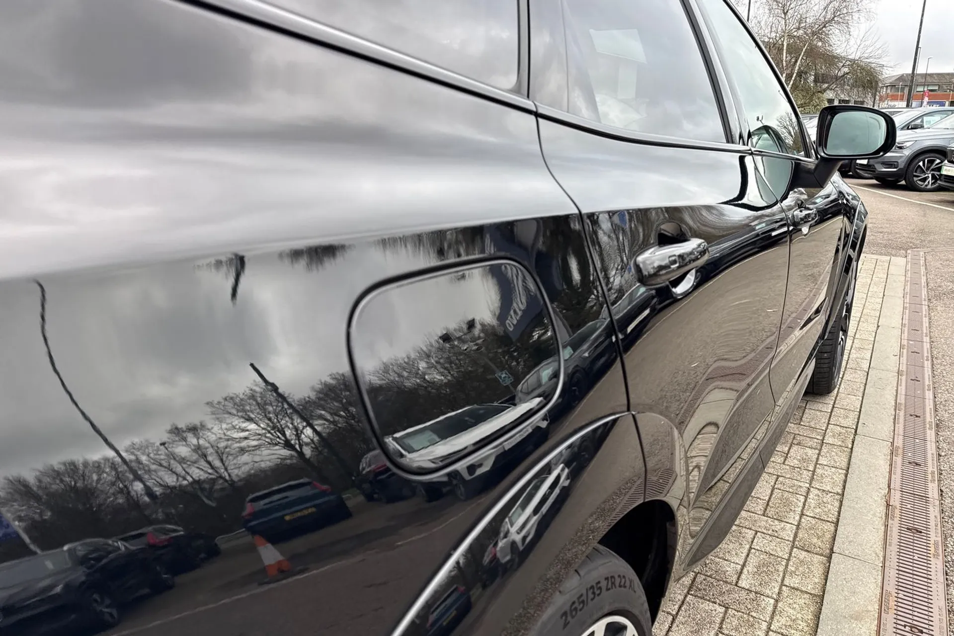 Volvo XC60 thumbnail image number 19