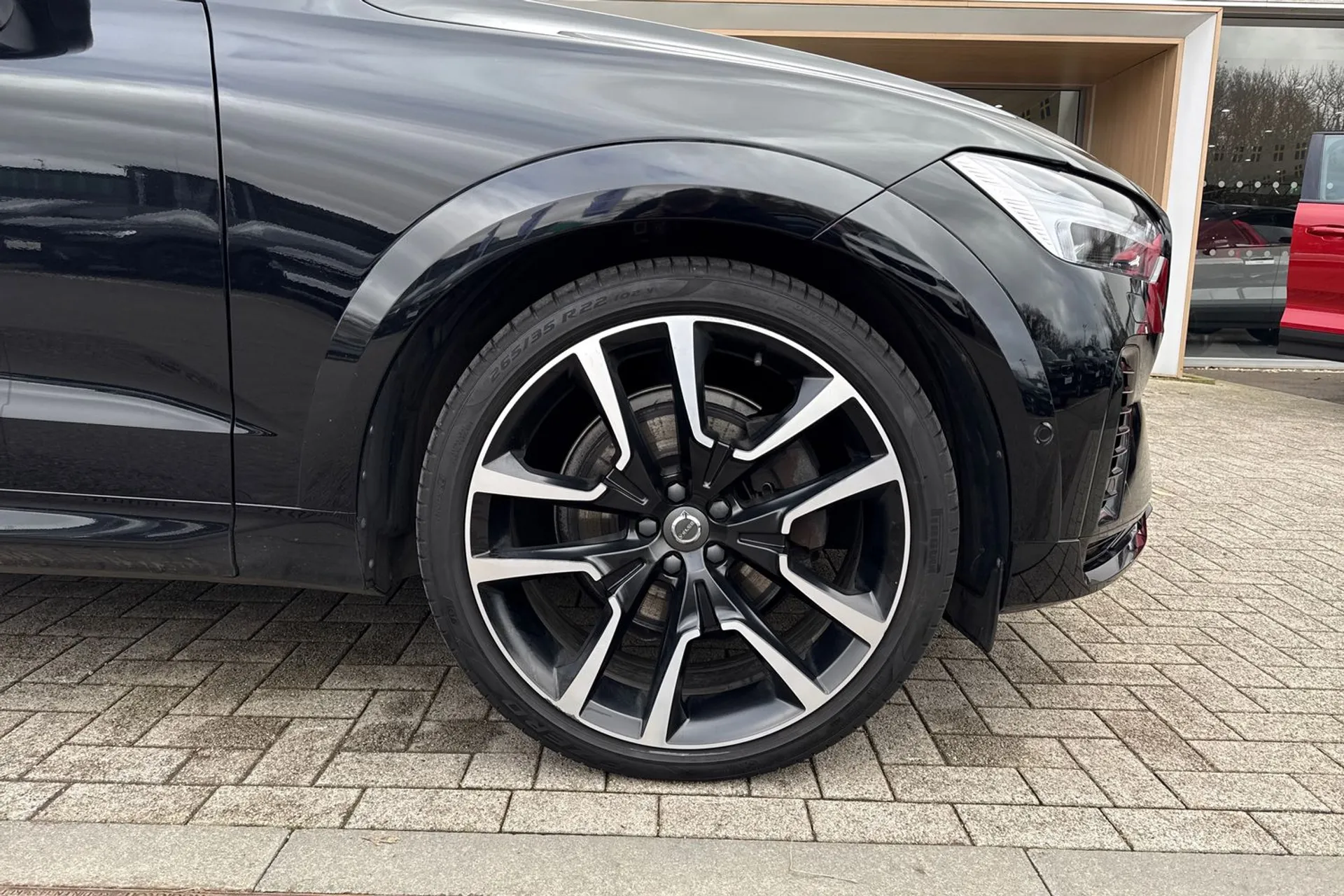 Volvo XC60 thumbnail image number 14