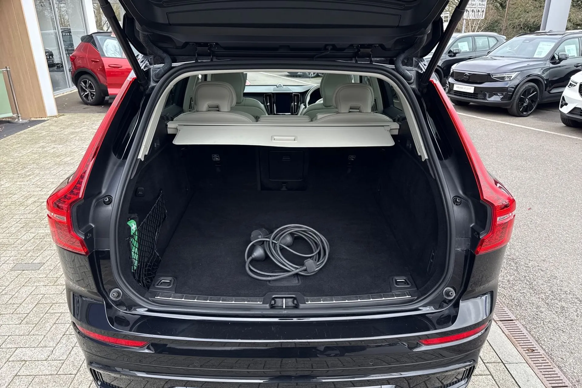 Volvo XC60 thumbnail image number 20