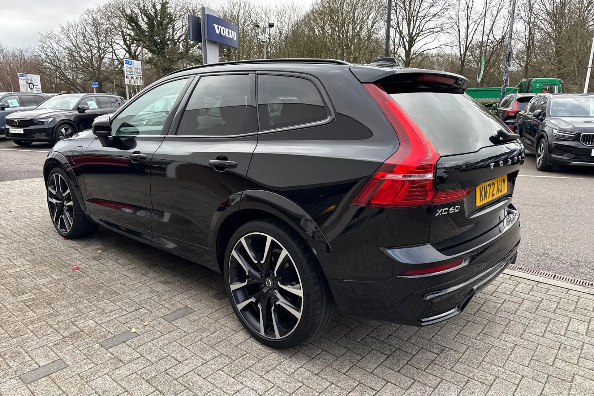 Volvo XC60 thumbnail image number 10