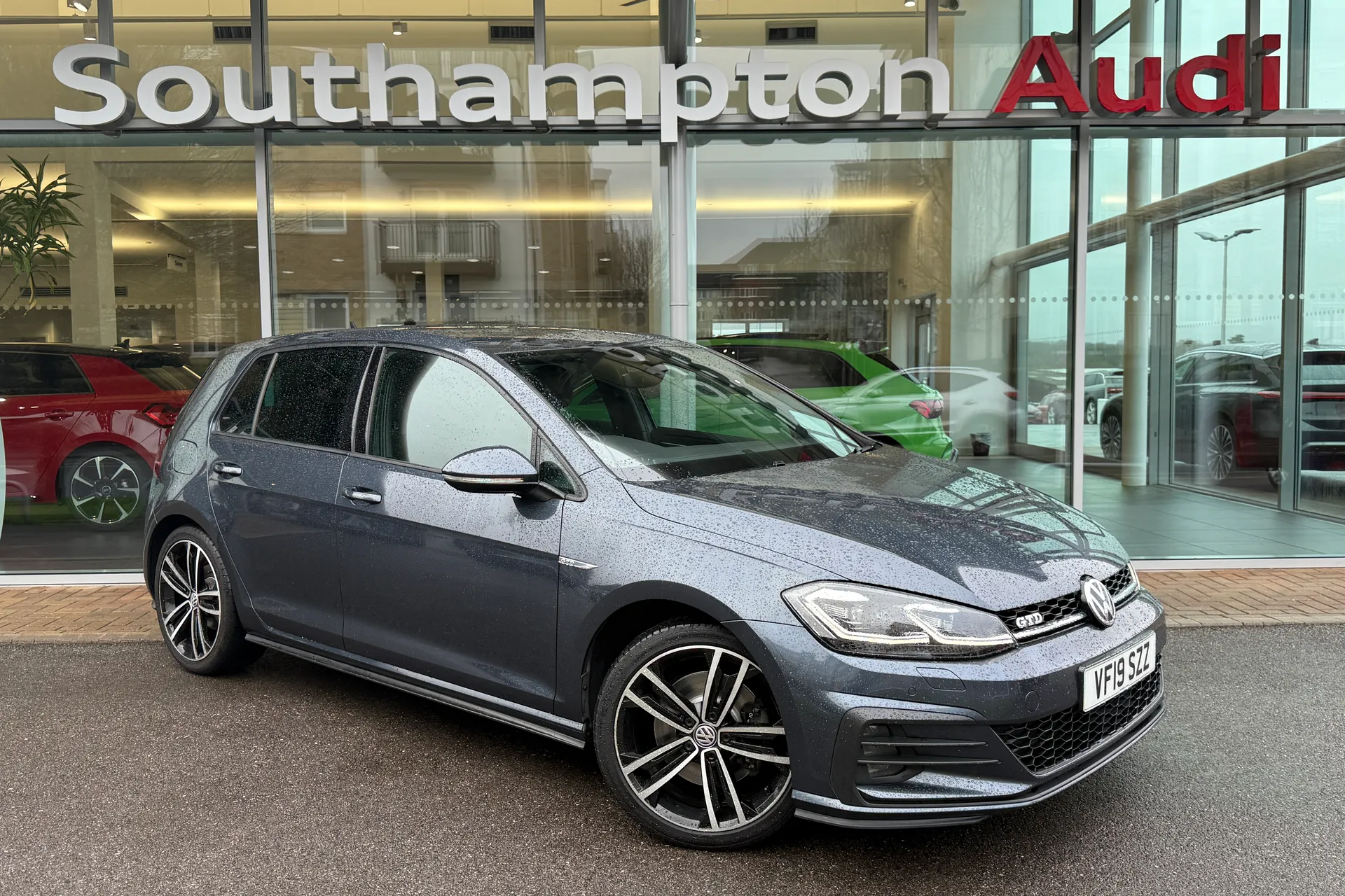 VOLKSWAGEN GOLF thumbnail image number 63