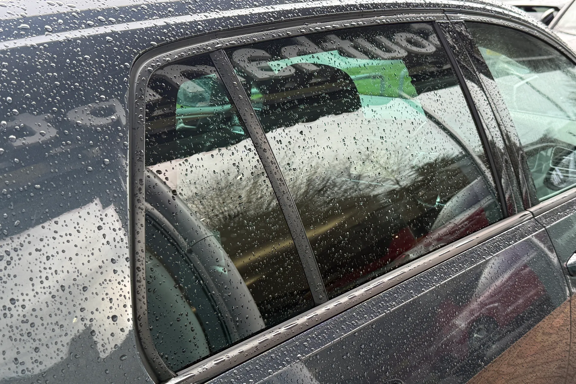 VOLKSWAGEN GOLF thumbnail image number 34