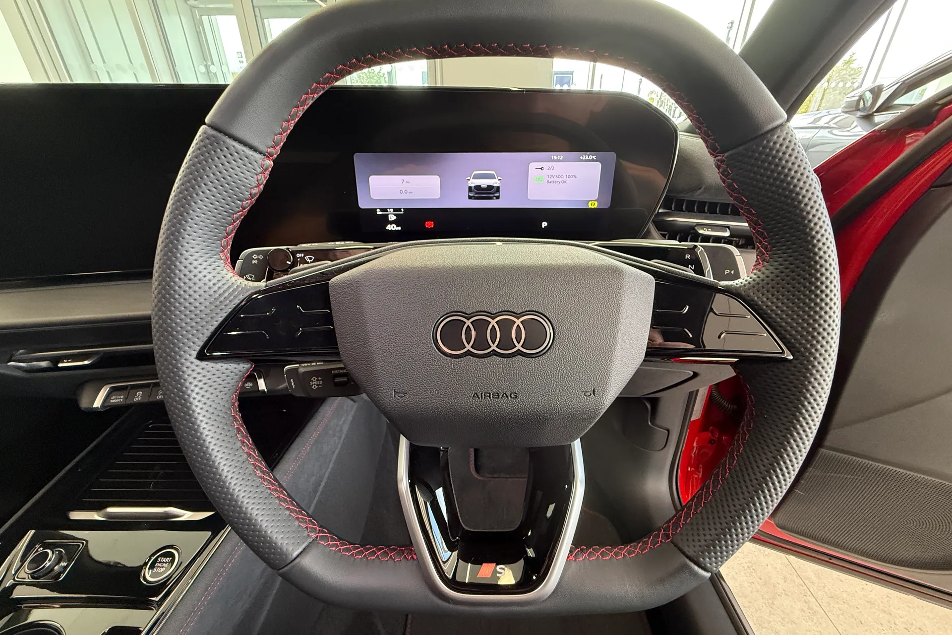 Audi Q3 thumbnail image number 13