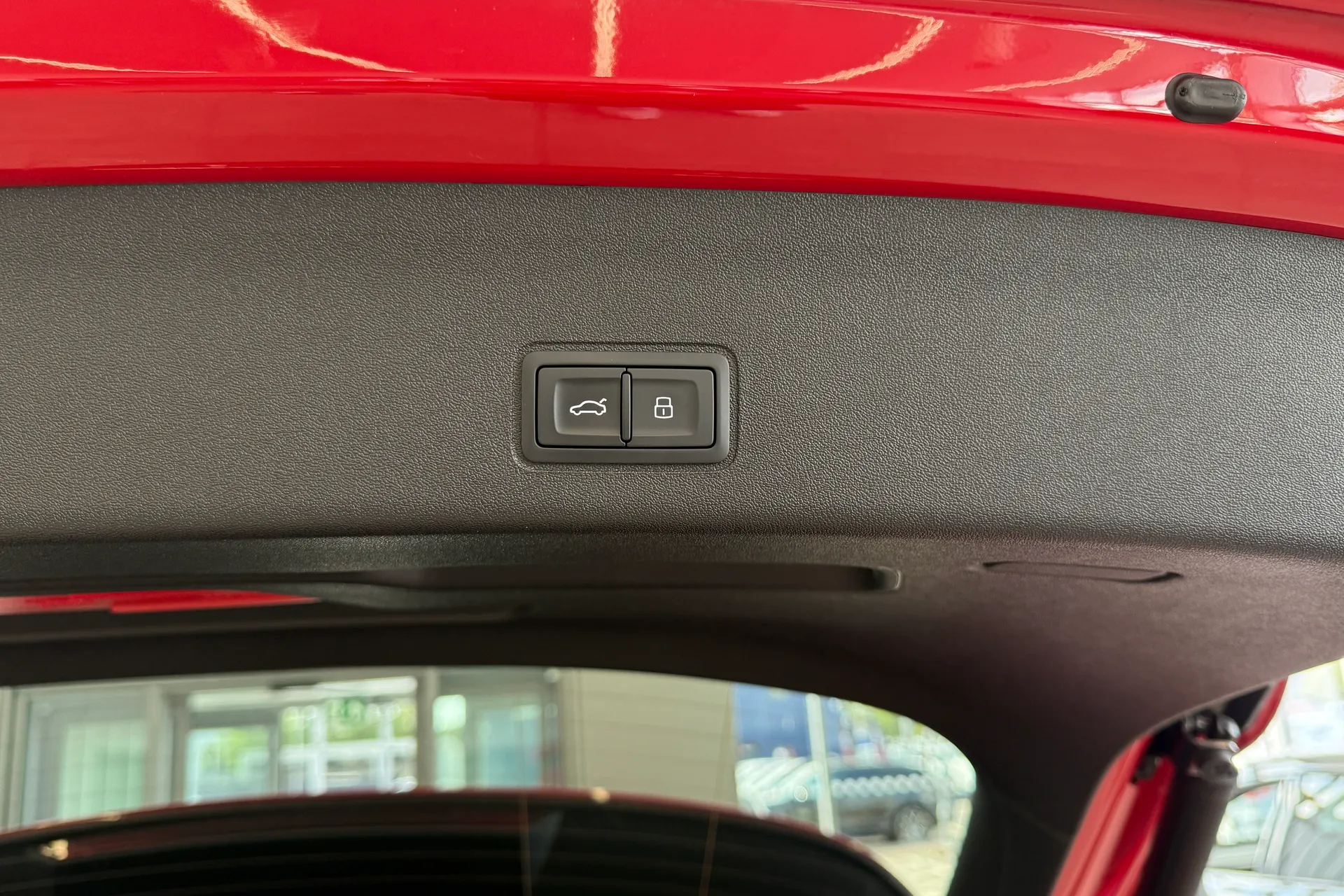 Audi Q3 thumbnail image number 38