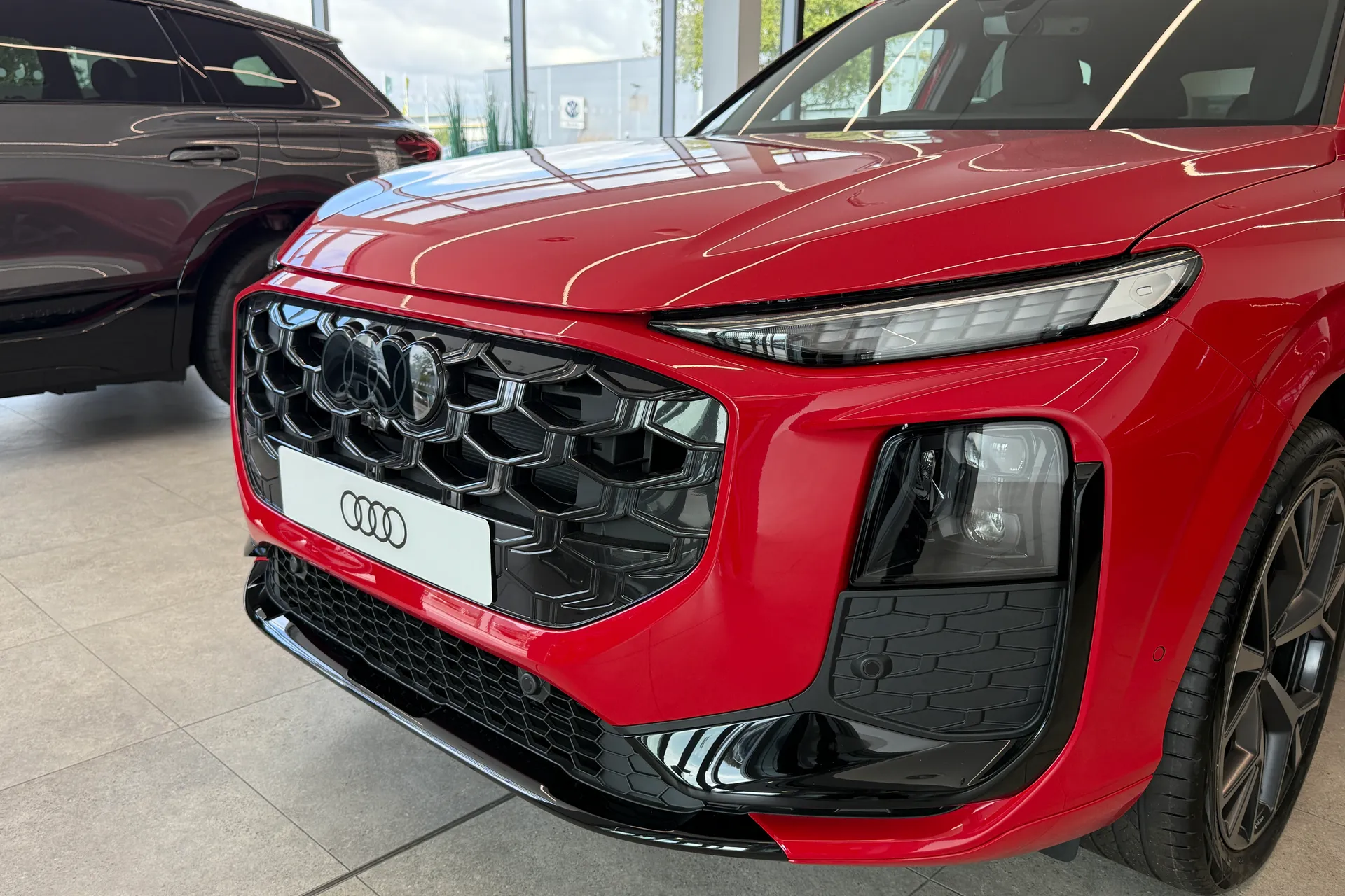 Audi Q3 thumbnail image number 40