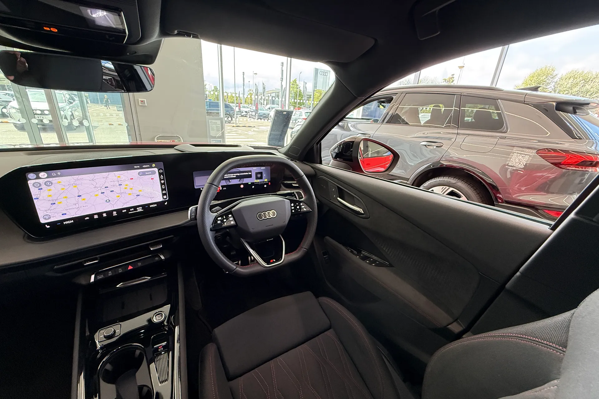 Audi Q3 thumbnail image number 47