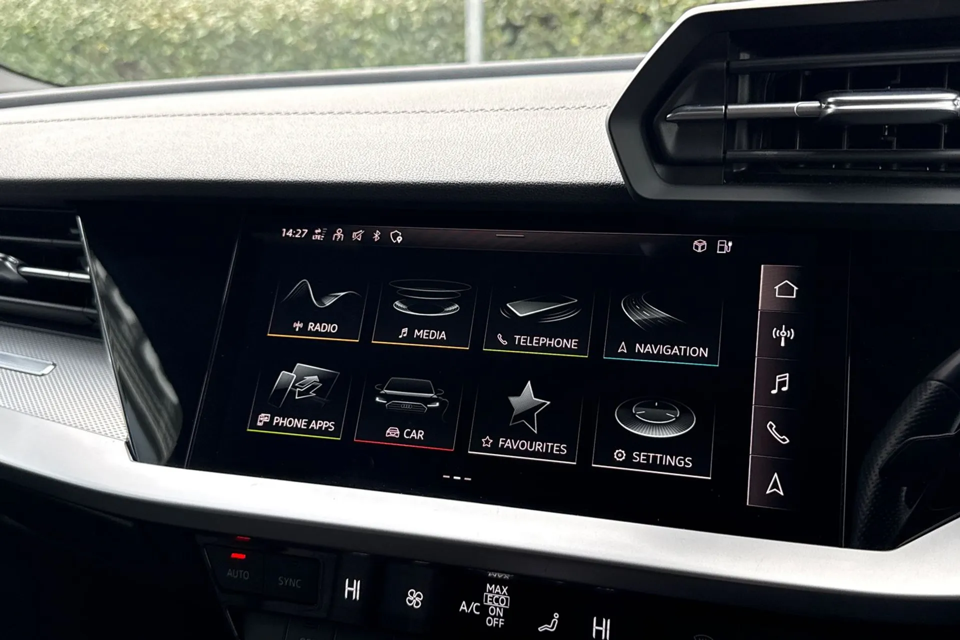 Audi A3 thumbnail image number 21