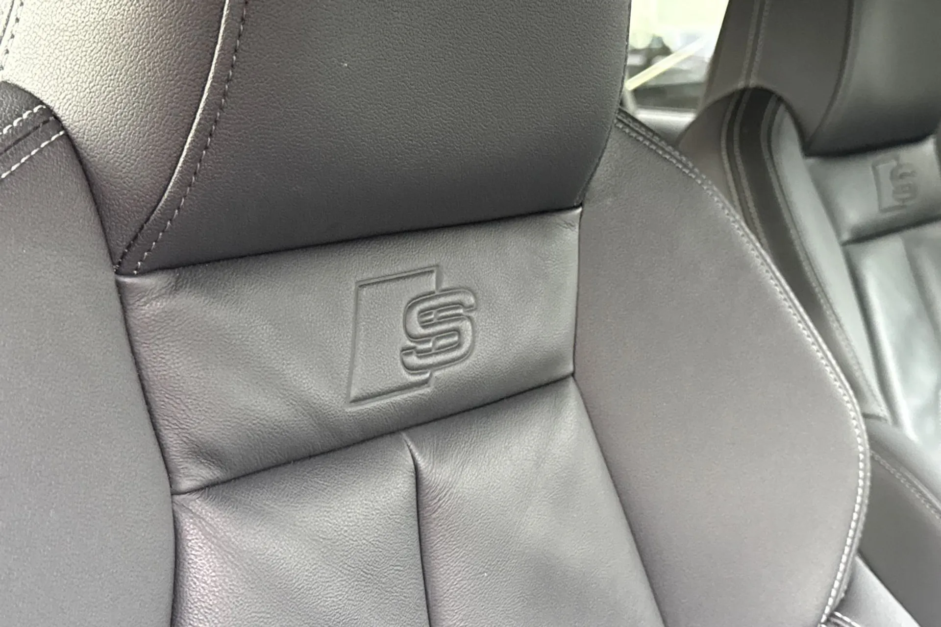 Audi A3 thumbnail image number 40