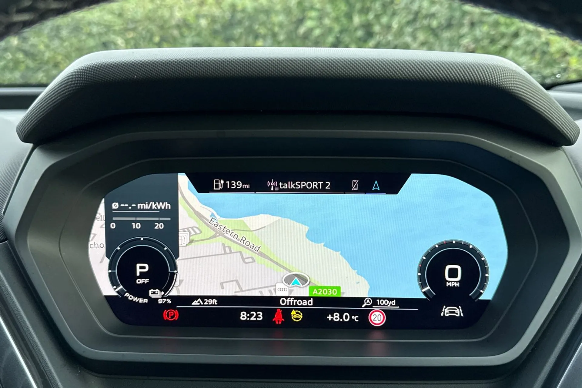 Audi Q4 thumbnail image number 4