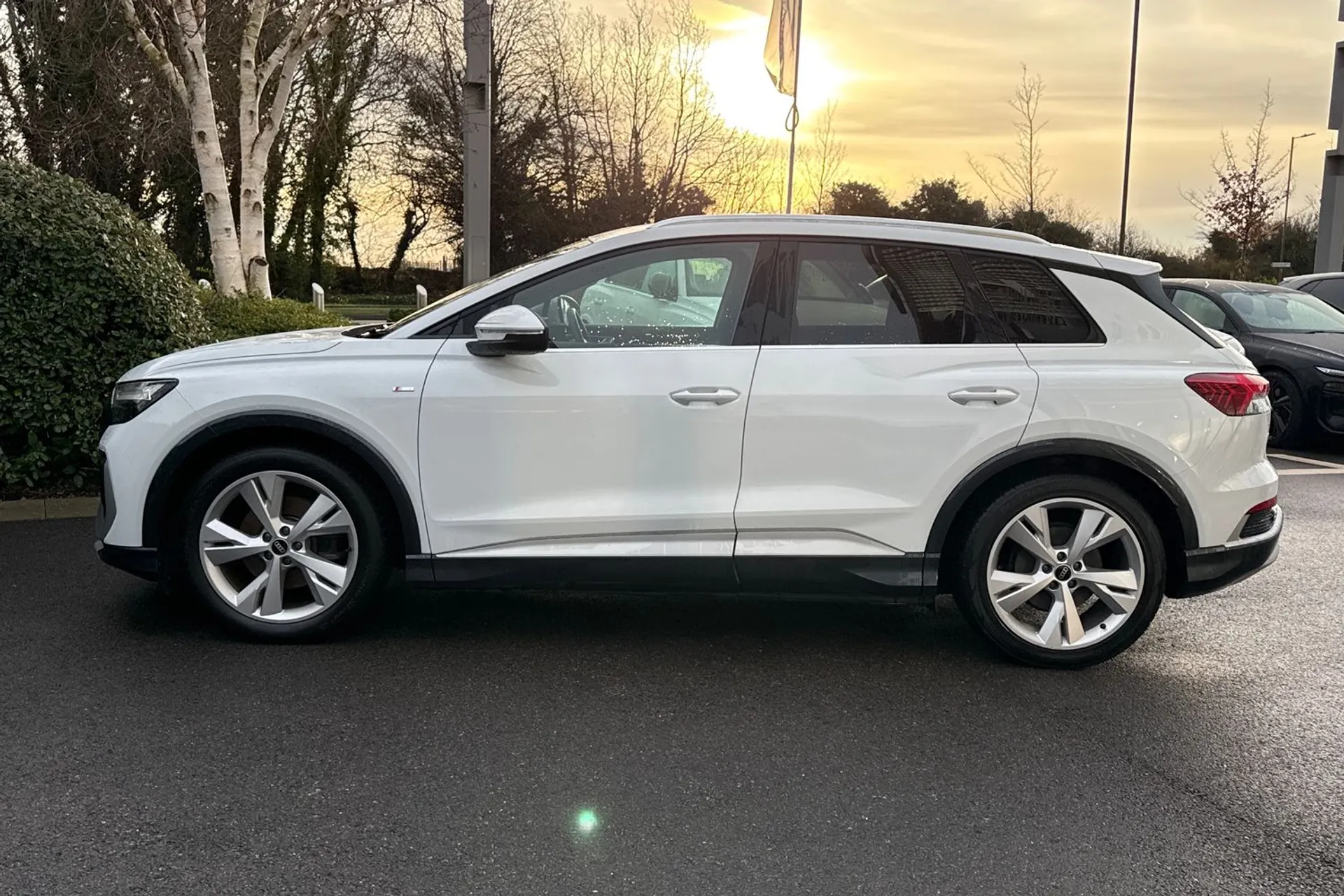 Audi Q4 thumbnail image number 20