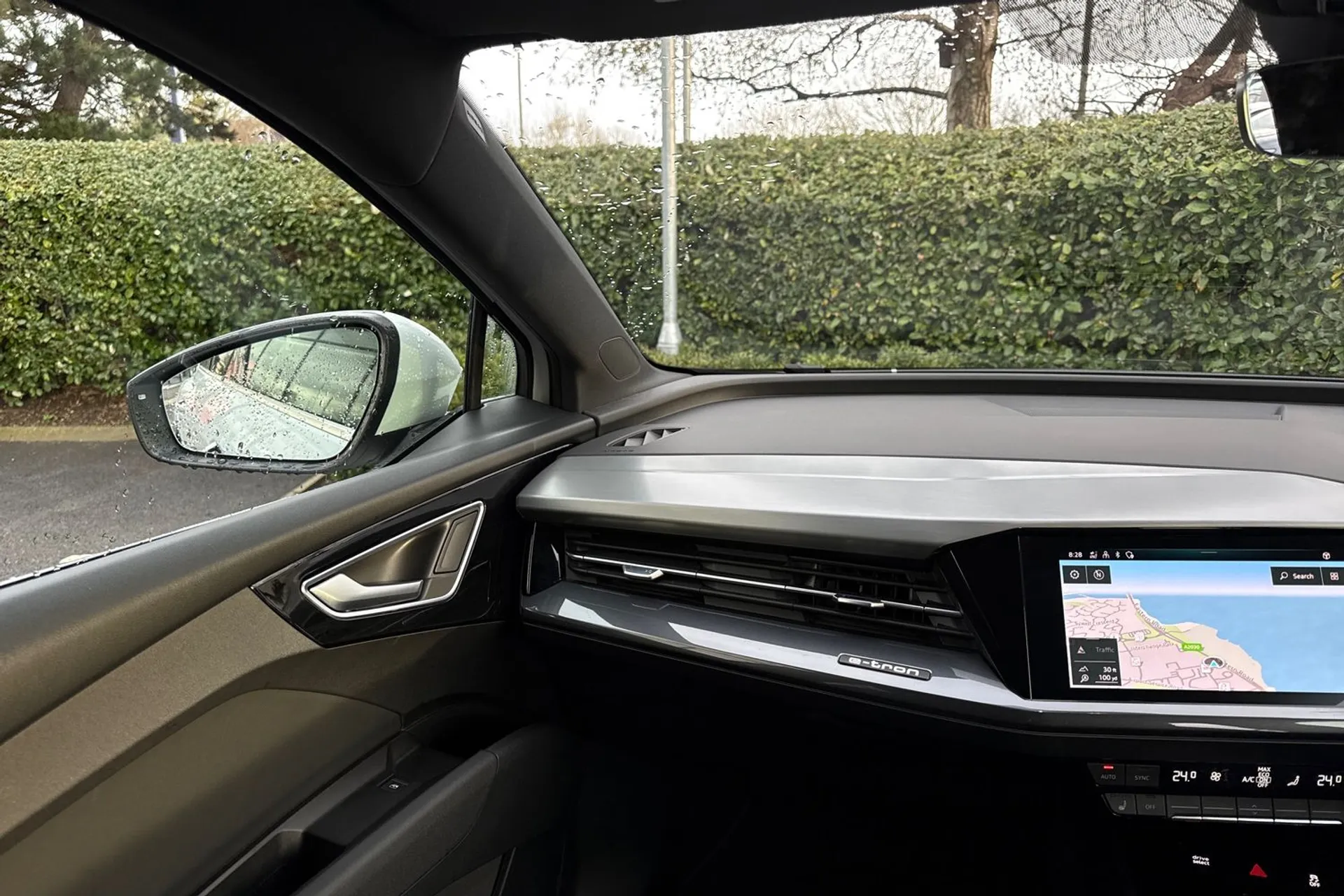 Audi Q4 thumbnail image number 48