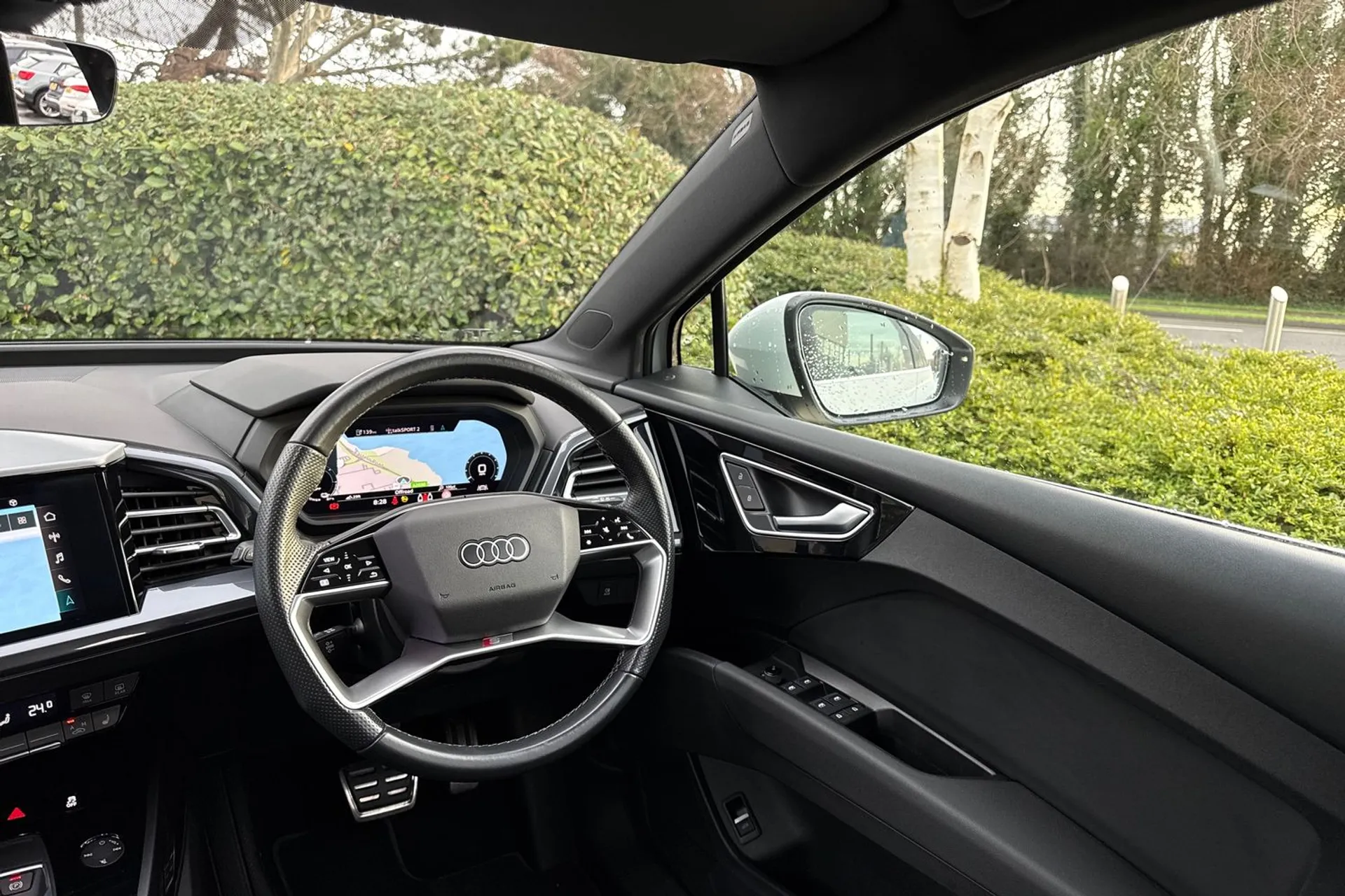 Audi Q4 thumbnail image number 49