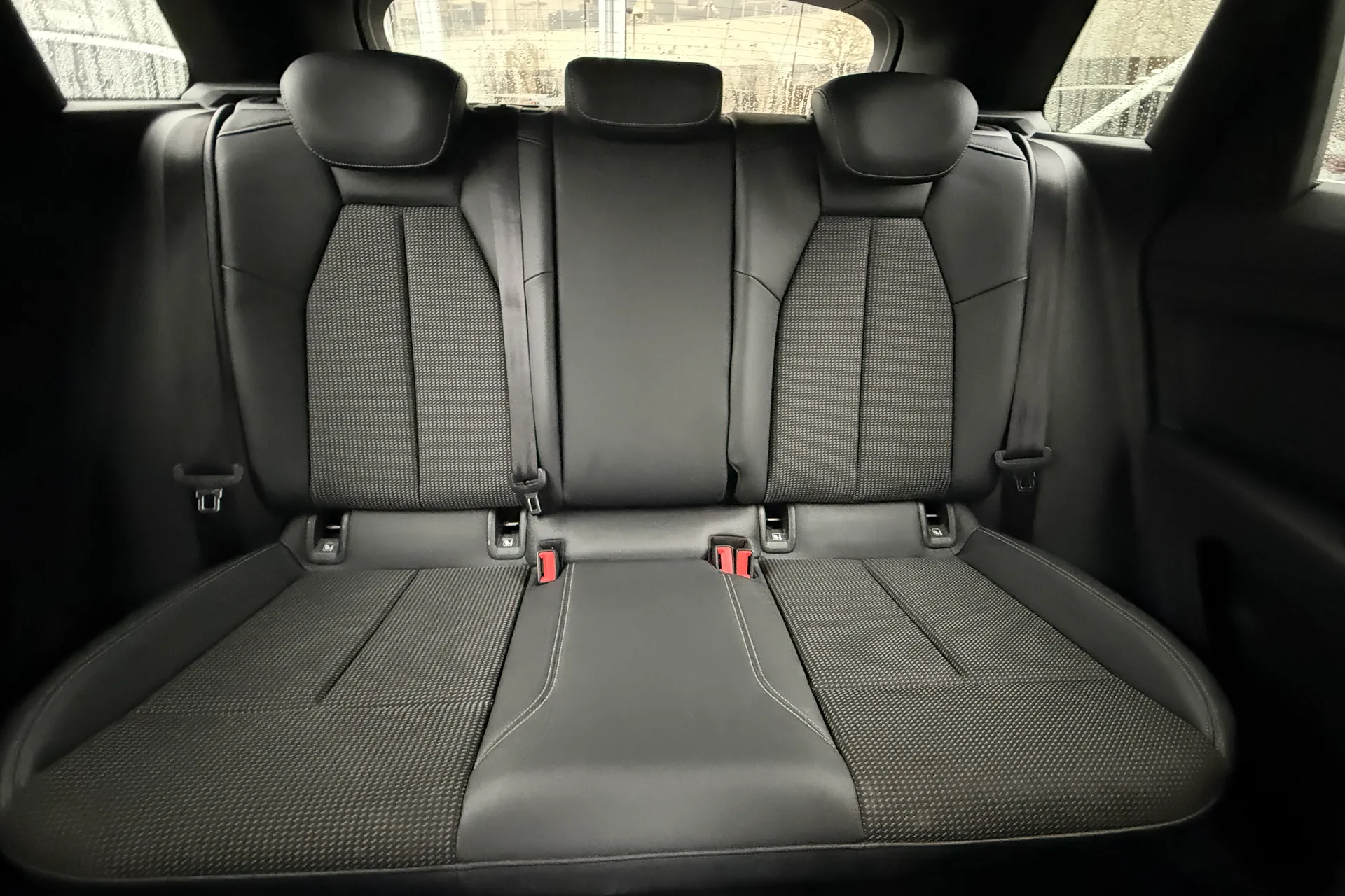 Audi Q4 thumbnail image number 20