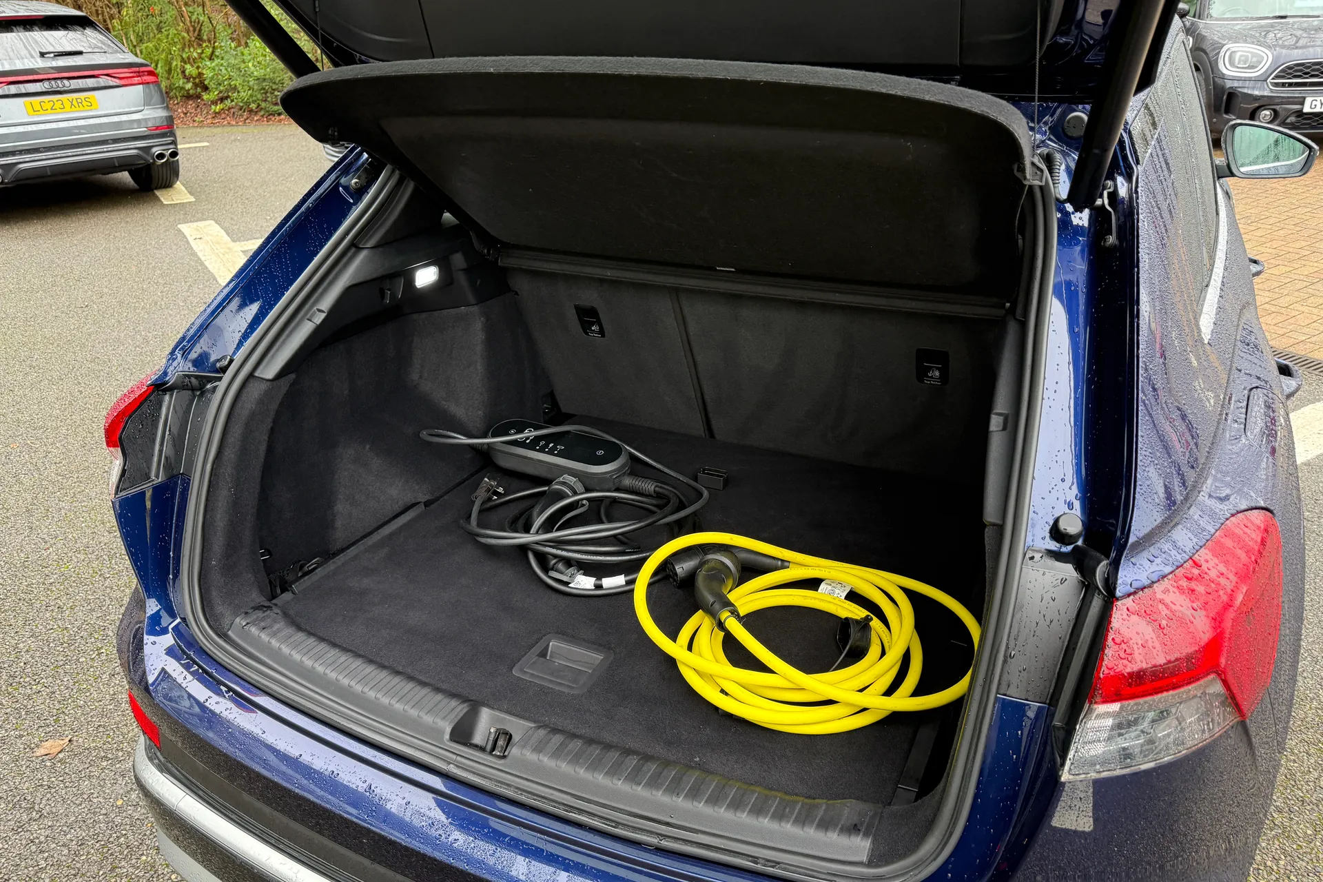 Audi Q4 thumbnail image number 39