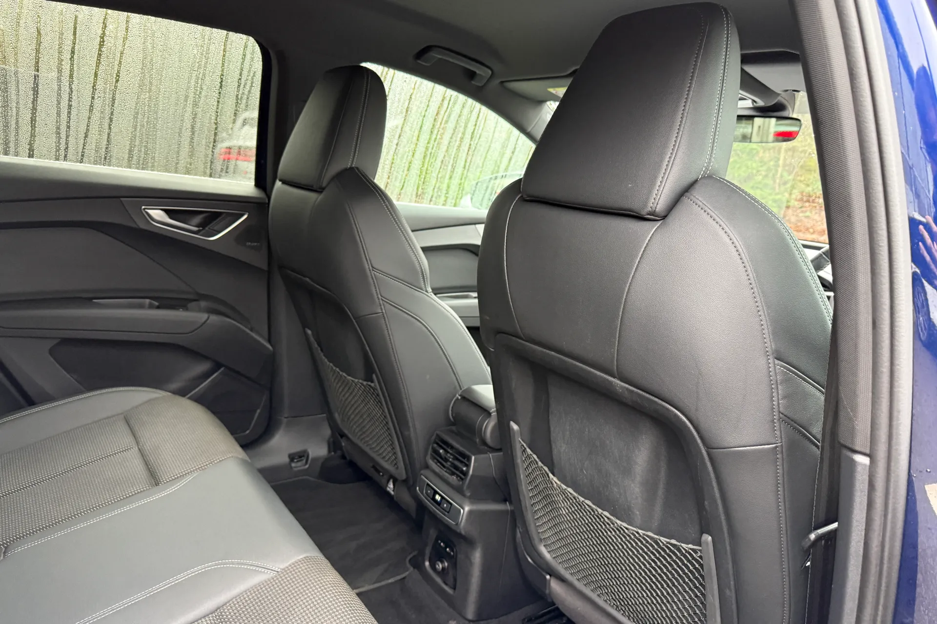 Audi Q4 thumbnail image number 27