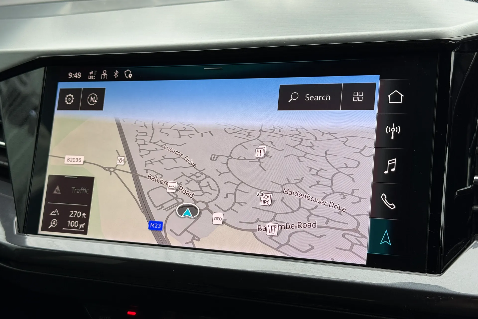 Audi Q4 thumbnail image number 3