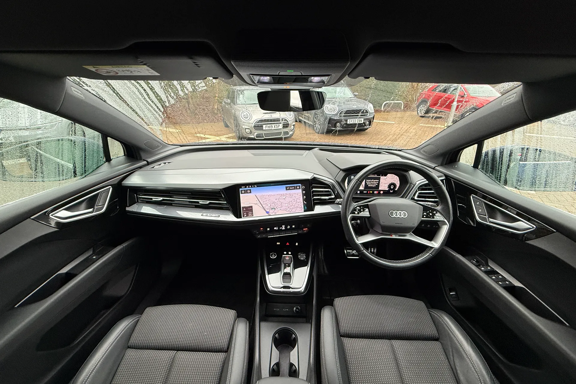 Audi Q4 thumbnail image number 5