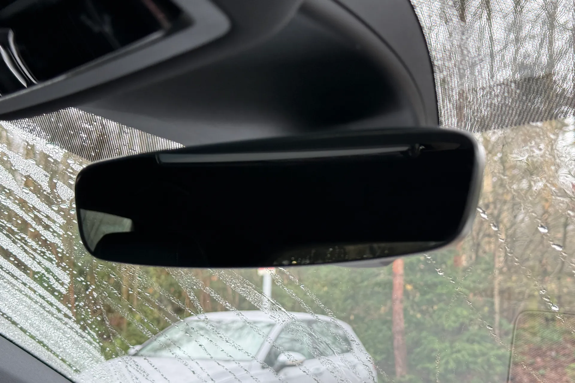 Audi Q4 thumbnail image number 17