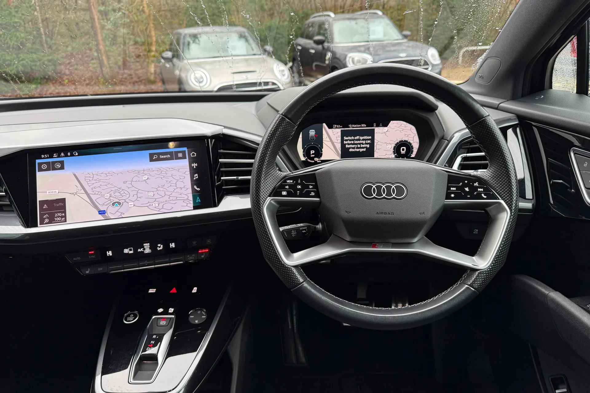 Audi Q4 thumbnail image number 31