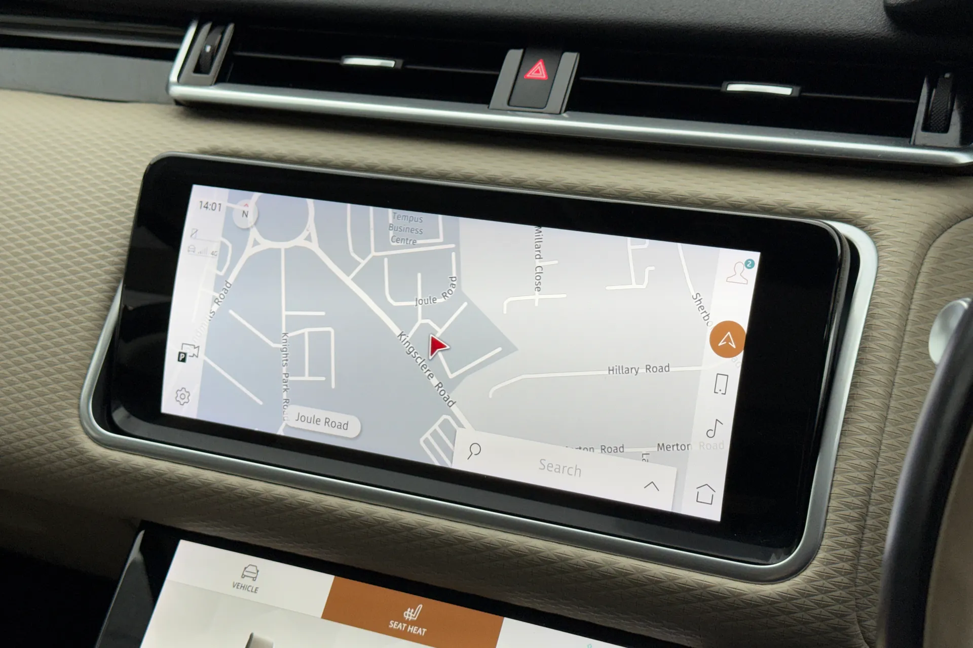 LAND ROVER RANGE ROVER VELAR thumbnail image number 27