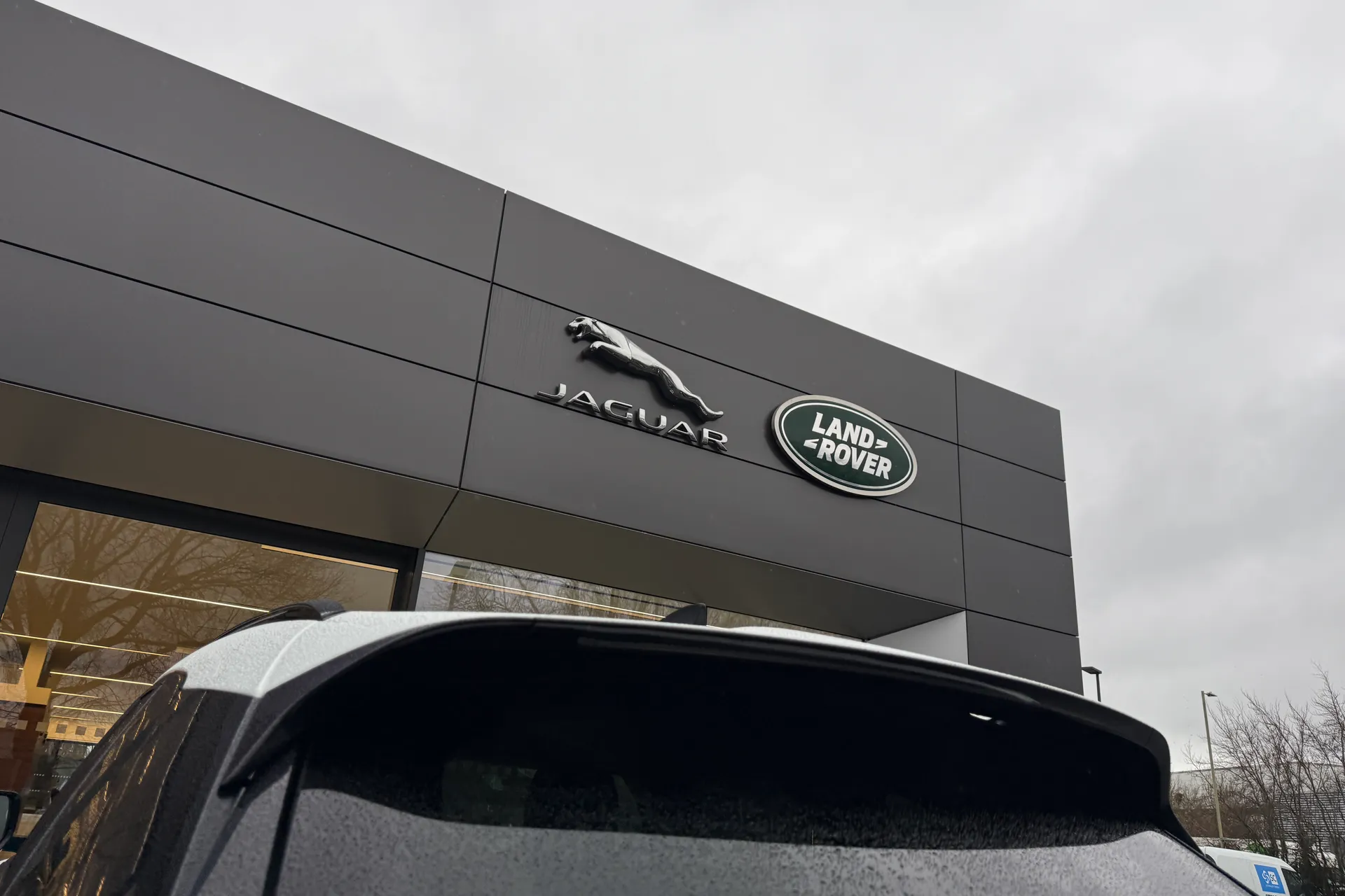 LAND ROVER RANGE ROVER VELAR thumbnail image number 30