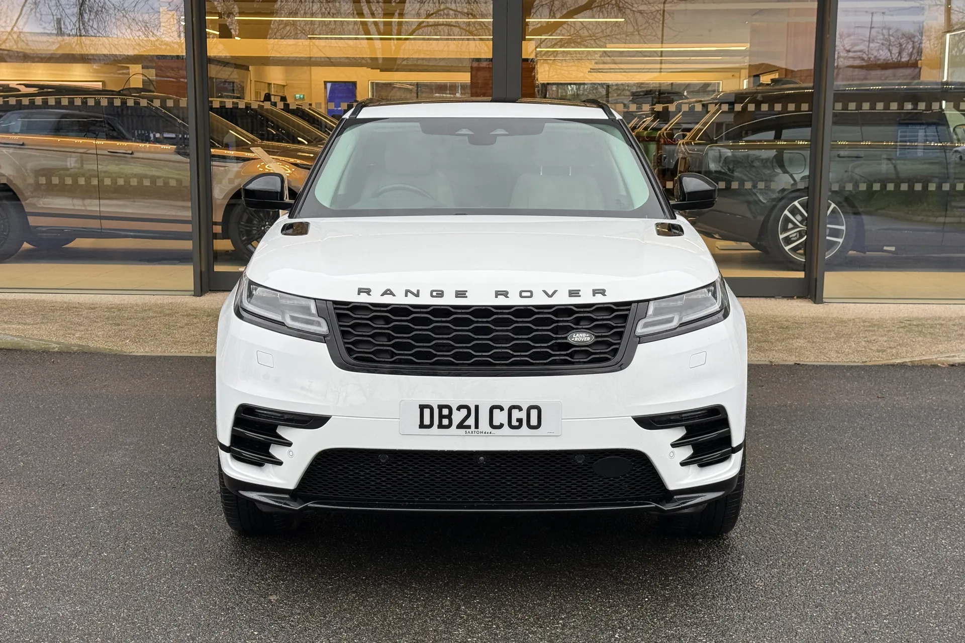 LAND ROVER RANGE ROVER VELAR thumbnail image number 6