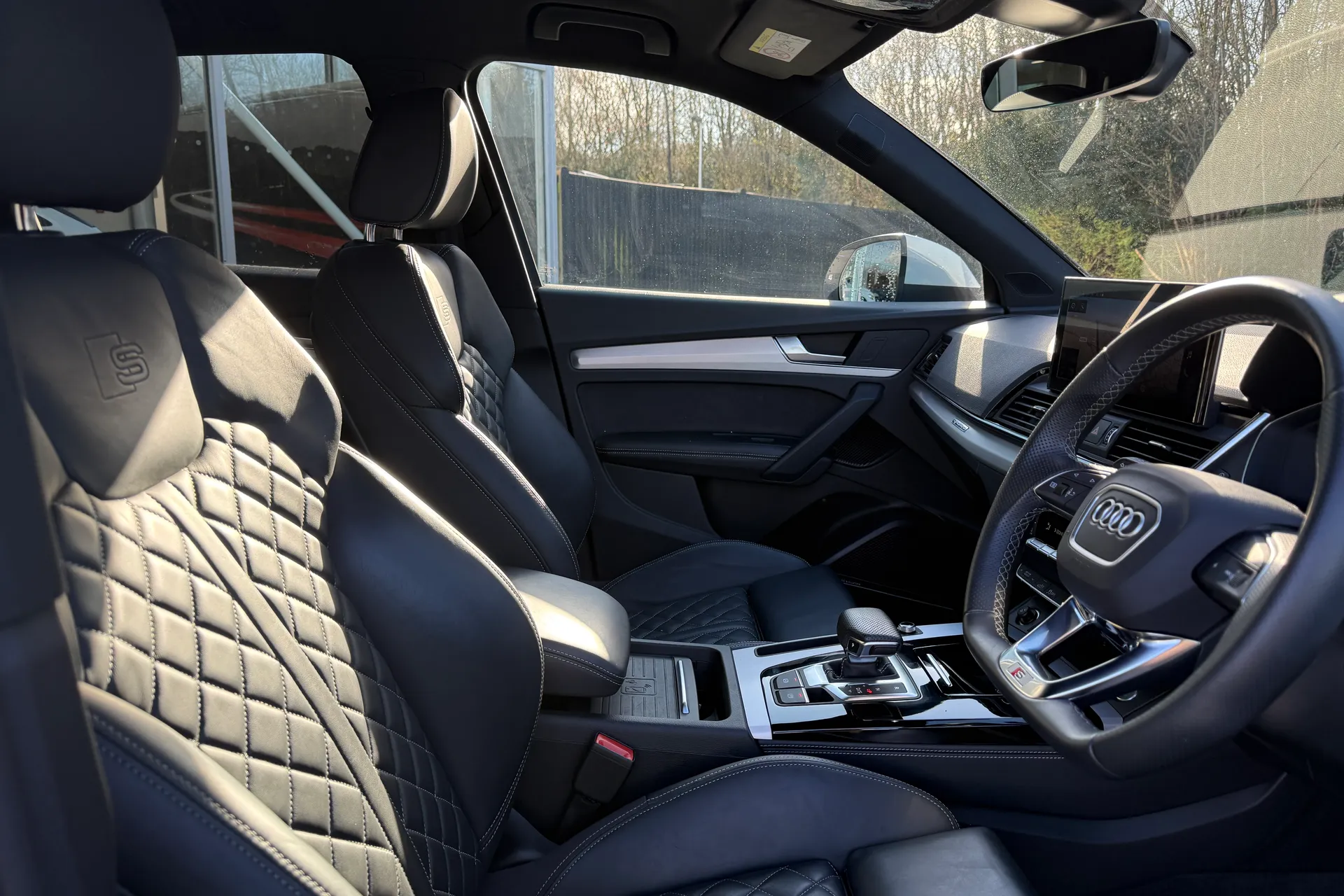 Audi Q5 thumbnail image number 30