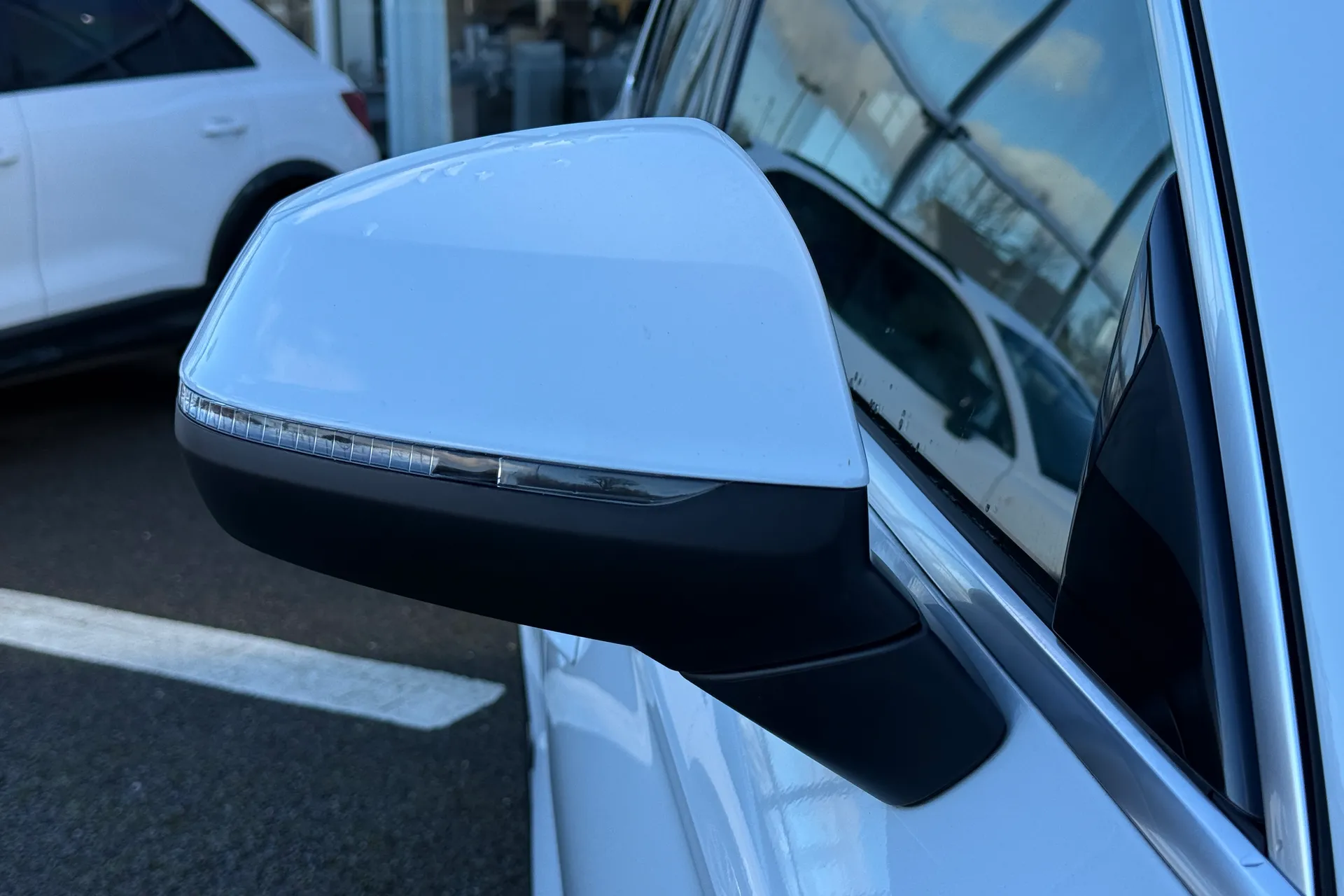 Audi Q5 thumbnail image number 9