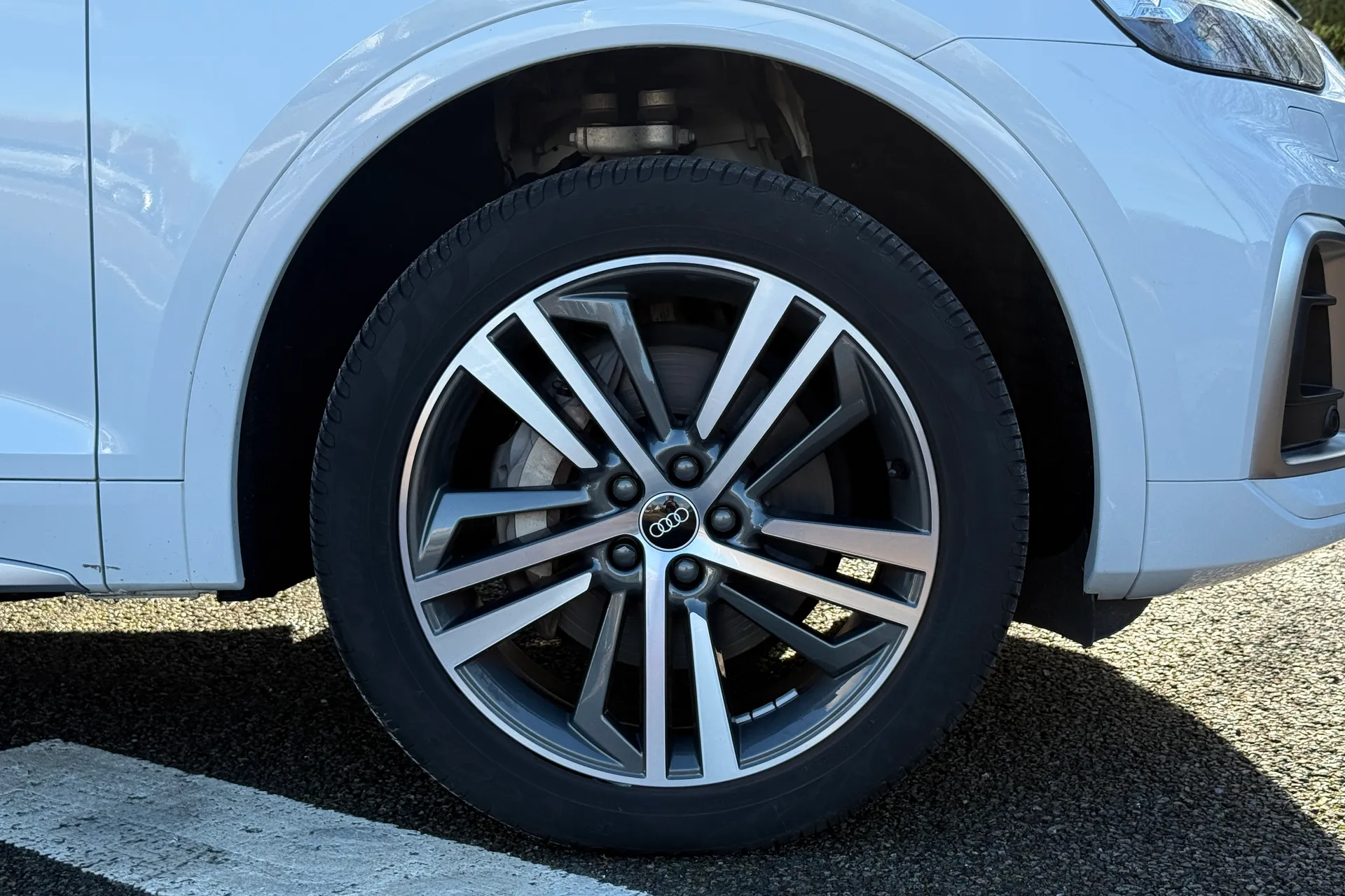 Audi Q5 thumbnail image number 31