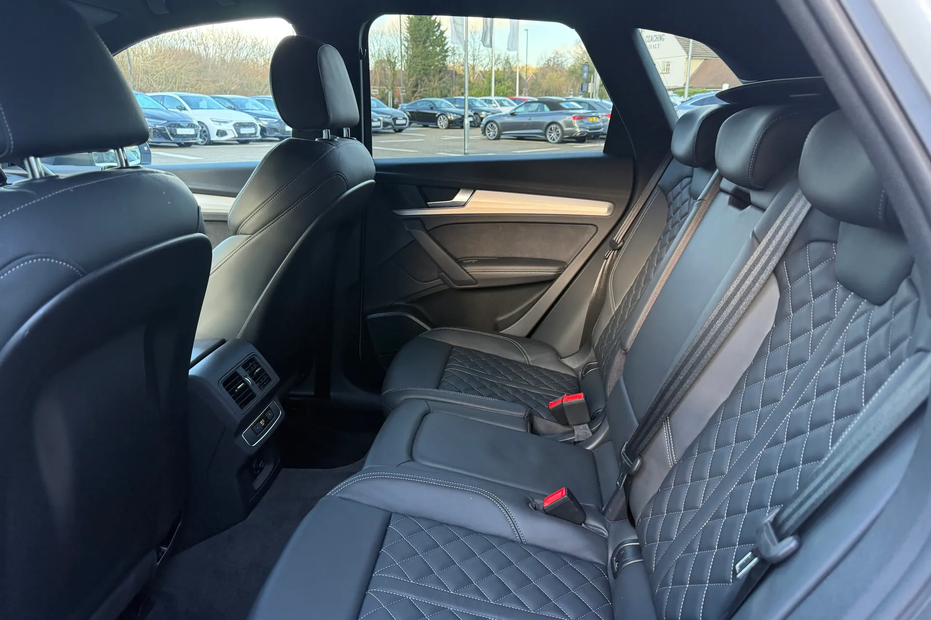 Audi Q5 thumbnail image number 52