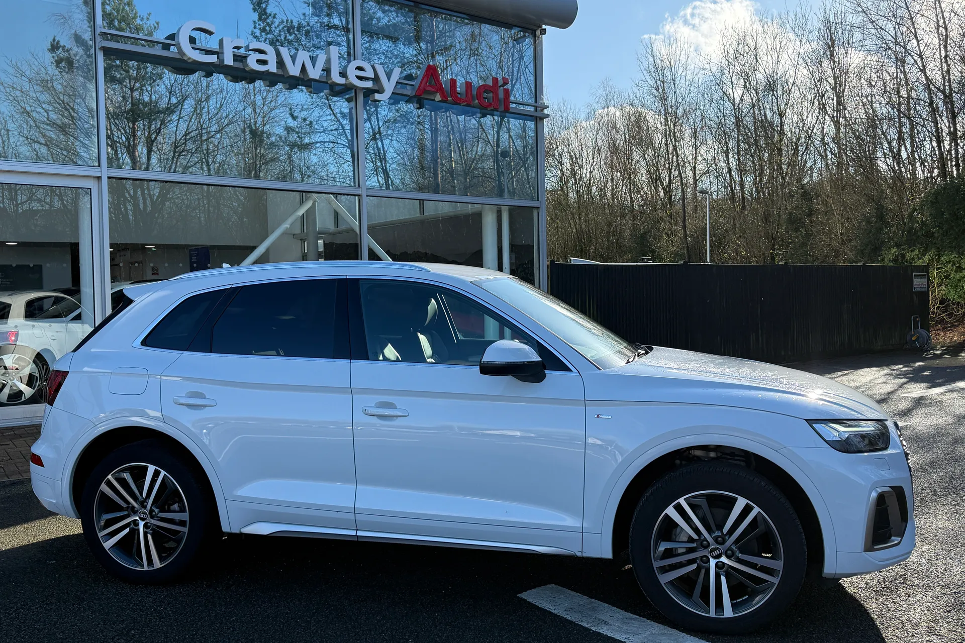 Audi Q5 thumbnail image number 2
